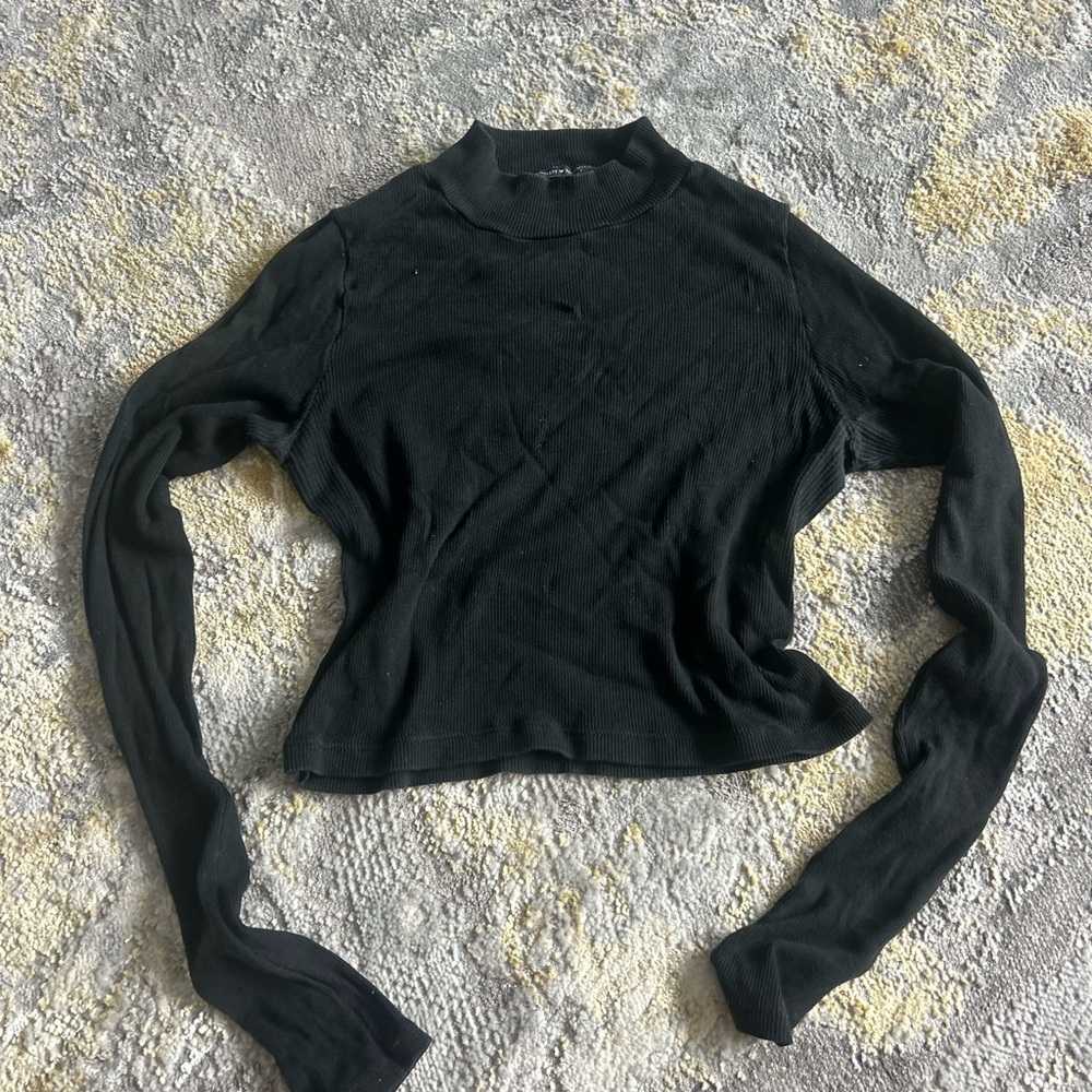Brandy Melville Black Long Sleeve Top